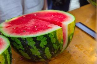 大晨快乐吃瓜,揭秘娱乐圈幕后故事