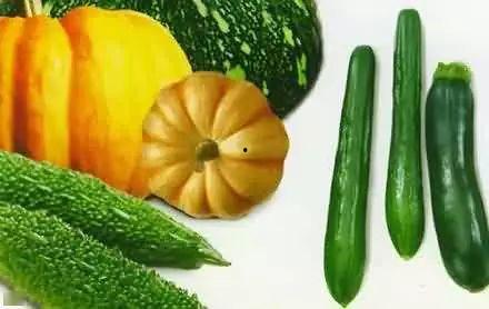 老阿姨默默吃瓜,揭秘娱乐圈幕后真相