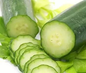 吃瓜需警惕,揭秘网络谣言背后的真相