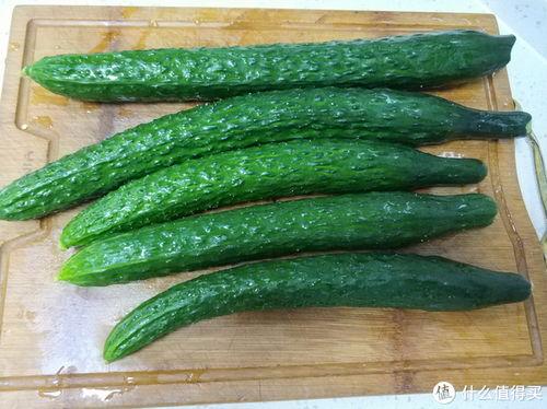 黑人吃辣腌瓜,黑人美食文化的独特风味