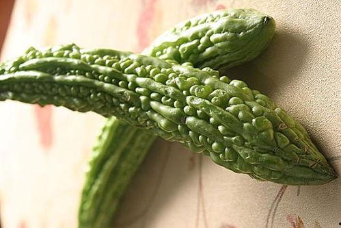 老人吃瓜的危害