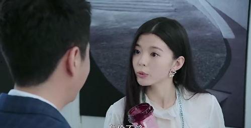 刘小姐吃瓜群众,吃瓜群众的视角，揭秘娱乐圈风云