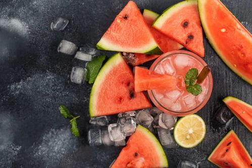 千鹤吃瓜,揭秘娱乐圈的甜蜜与苦涩