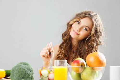 梦见家里女人吃瓜,揭秘家里女人吃瓜的神秘寓意