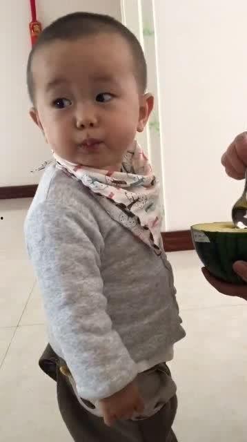 吃瓜嘴巴吃破了怎么办,轻松应对意外小插曲