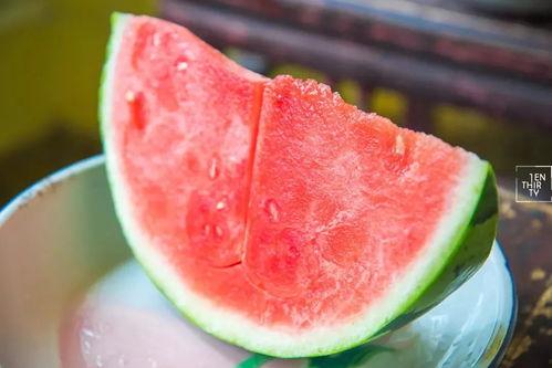 做各种吃瓜视频,揭秘热门吃瓜视频背后的故事  第3张