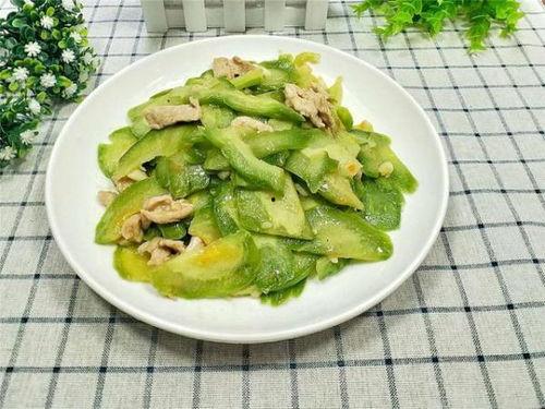 清淡吃瓜的视频,跟随“清淡吃瓜”视频畅享清爽时光